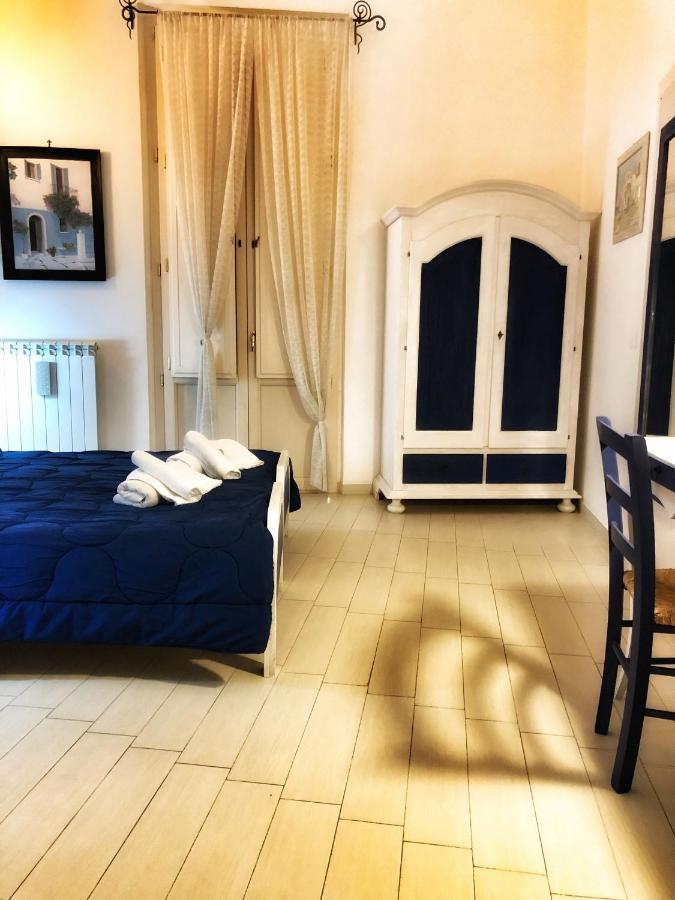 Bed and Breakfast Palazzo Salia Lecce Exterior foto